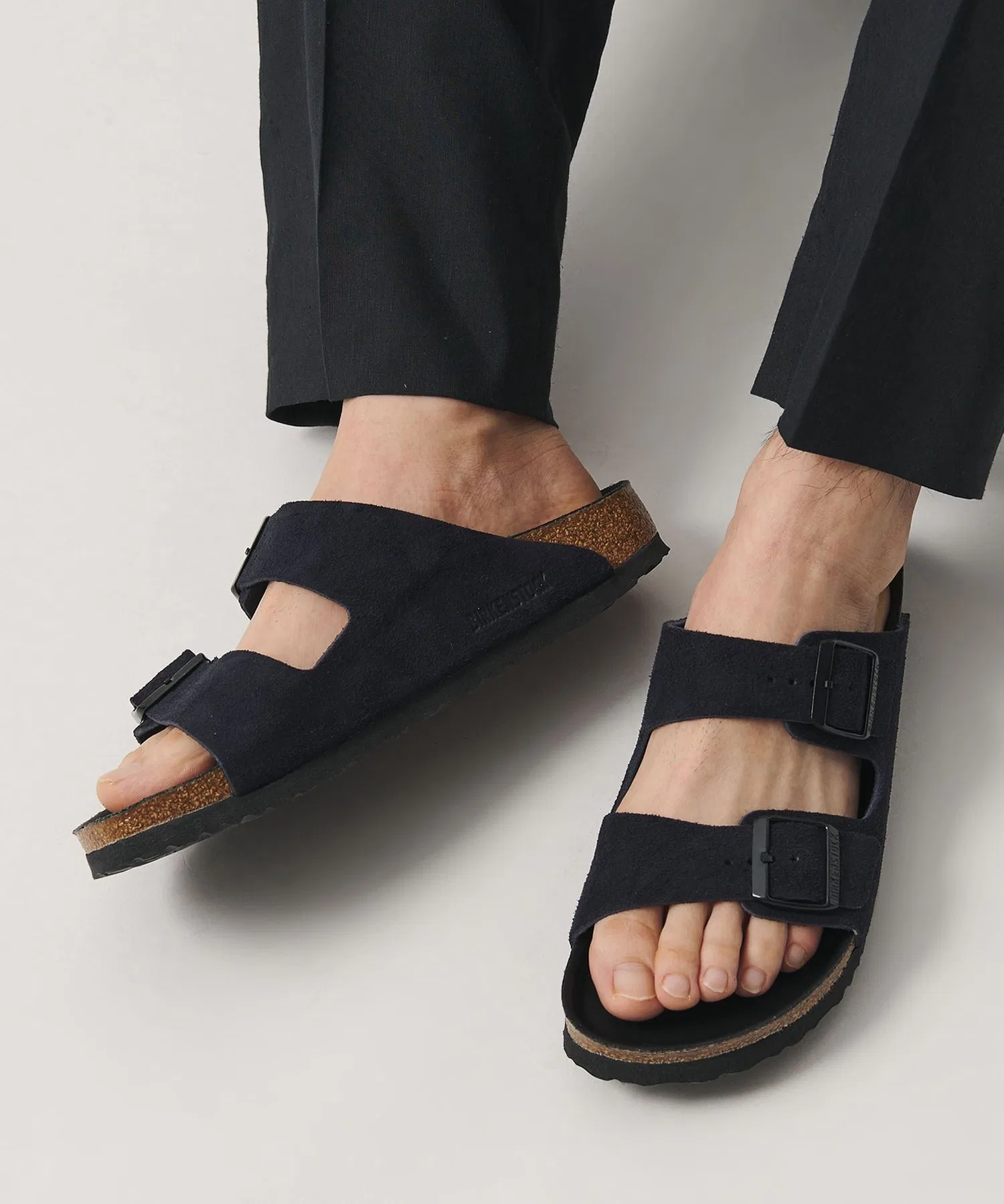 Мужские сандалии Birkenstock Arizona из замши тёмно-синие — фото 2