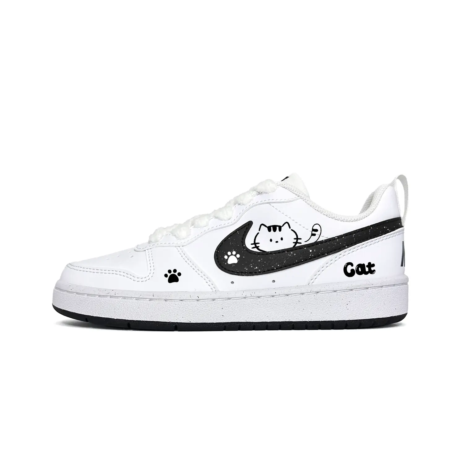 

Court Borough устойчивые к истиранию низкие детские скейтбординг кроссовки Kids' Nike, черный/белый