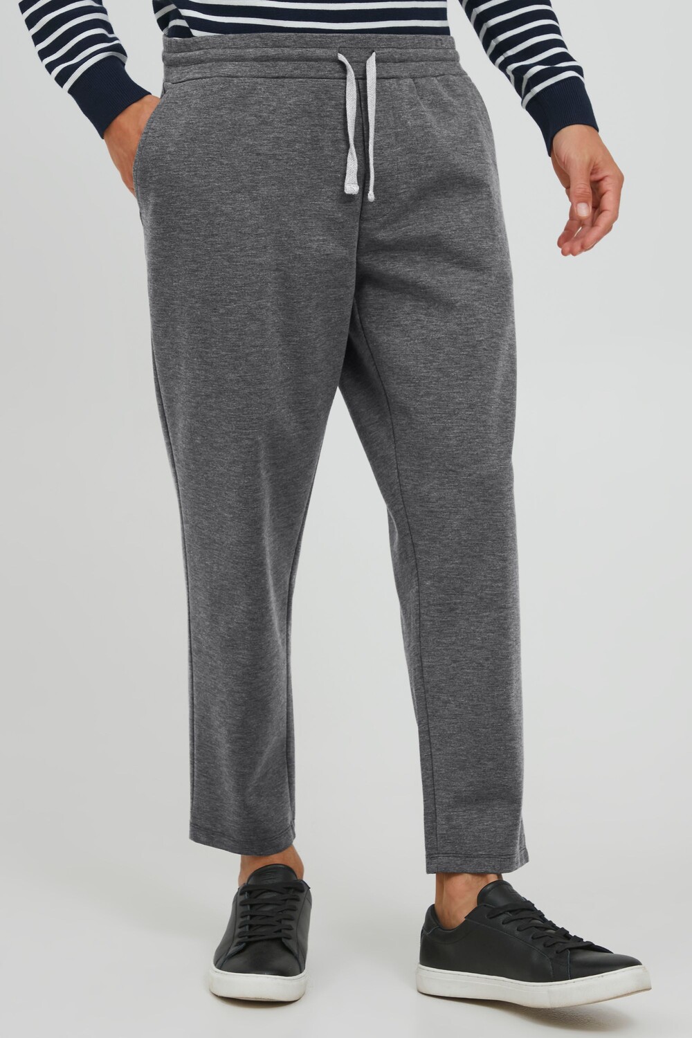 

Тканевые брюки CASUAL FRIDAY Jogging, серый
