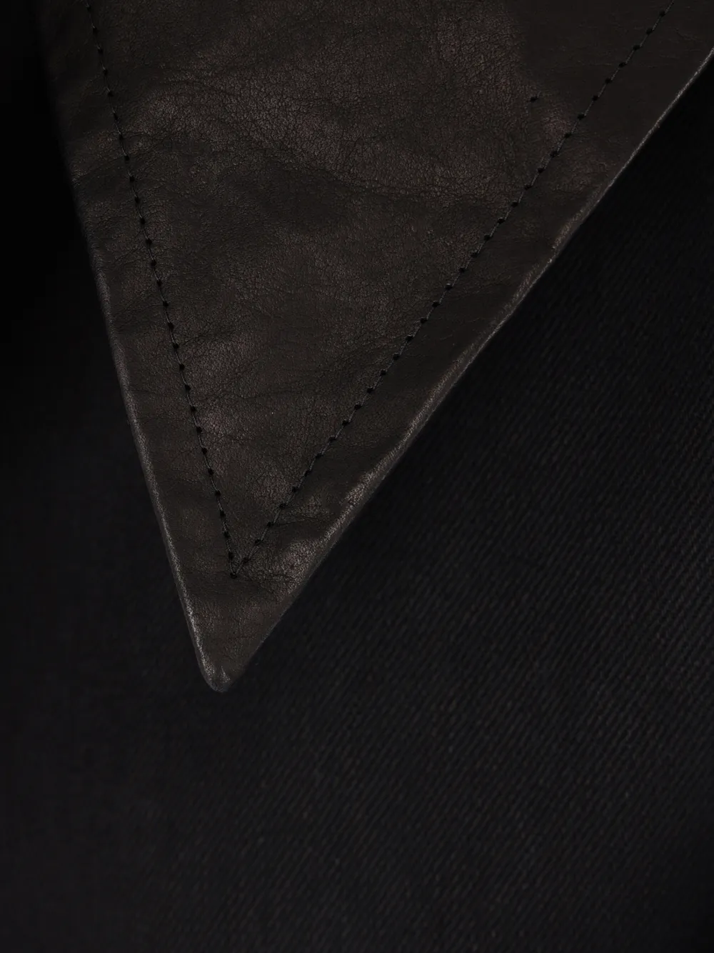 Пальто с кожаным воротником Yohji Yamamoto, черный — фото 3