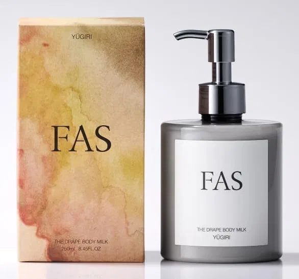 Лосьон для тела The Drapes Body Milk Y GIRI Into the A to Z 250 мл
