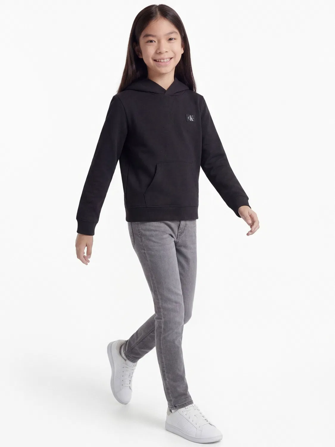 Джинсовая толстовка Calvin Klein Jeans черного цвета — фото 4