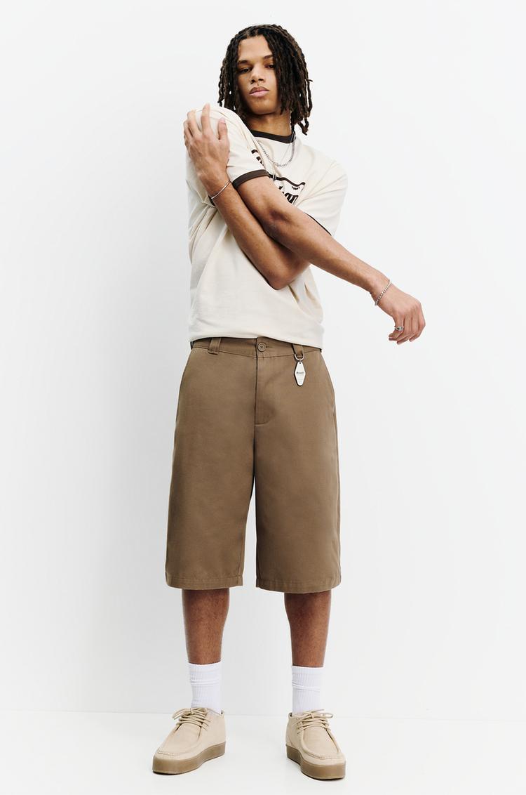 

Шорты-Бермуды Skater Chino Pull And Bear, бежевый