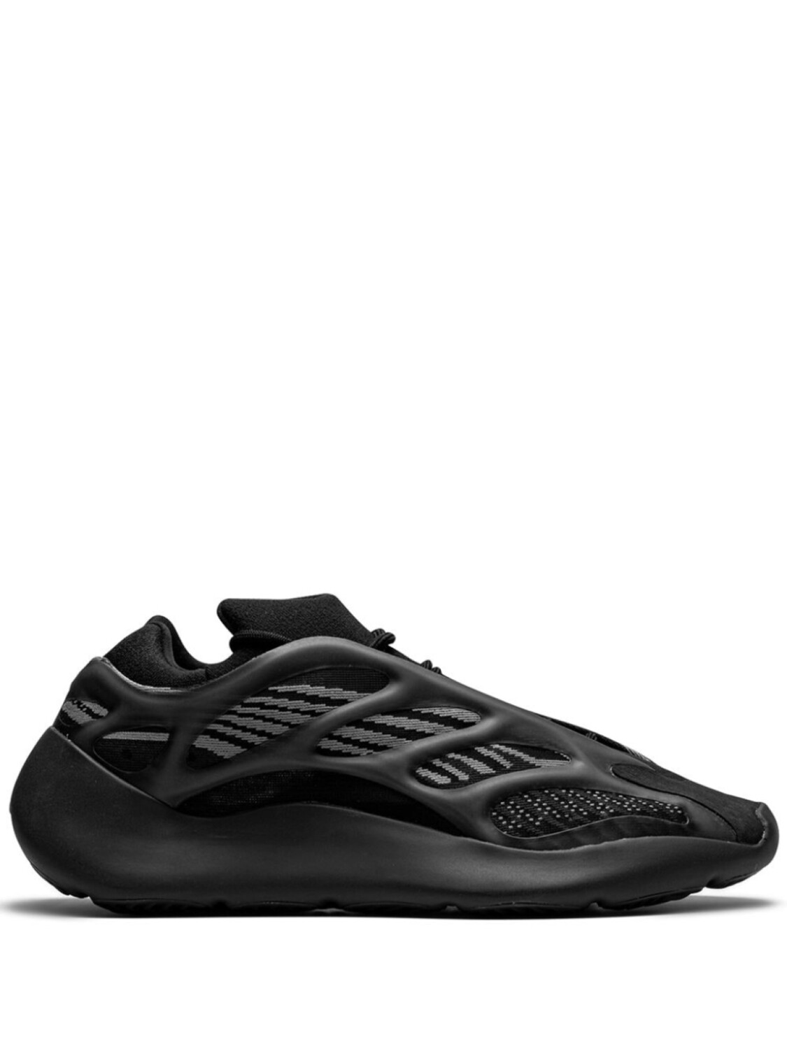 

Кроссовки YEEZY 700 V3 Alvah adidas Yeezy, черный