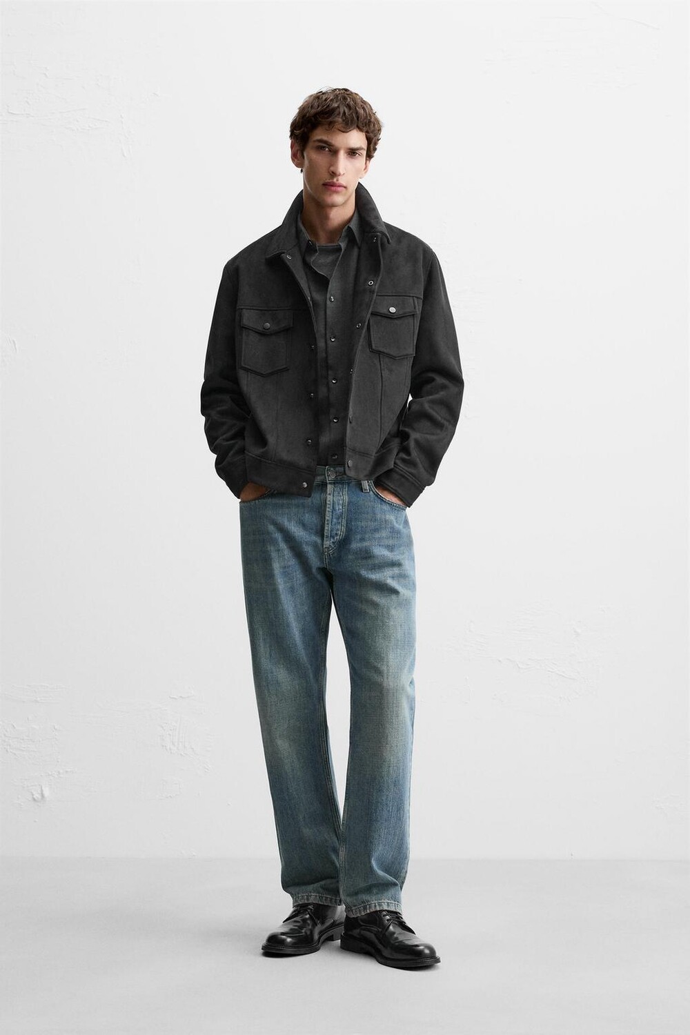 

Куртка из искусственной замши ZARA, черный