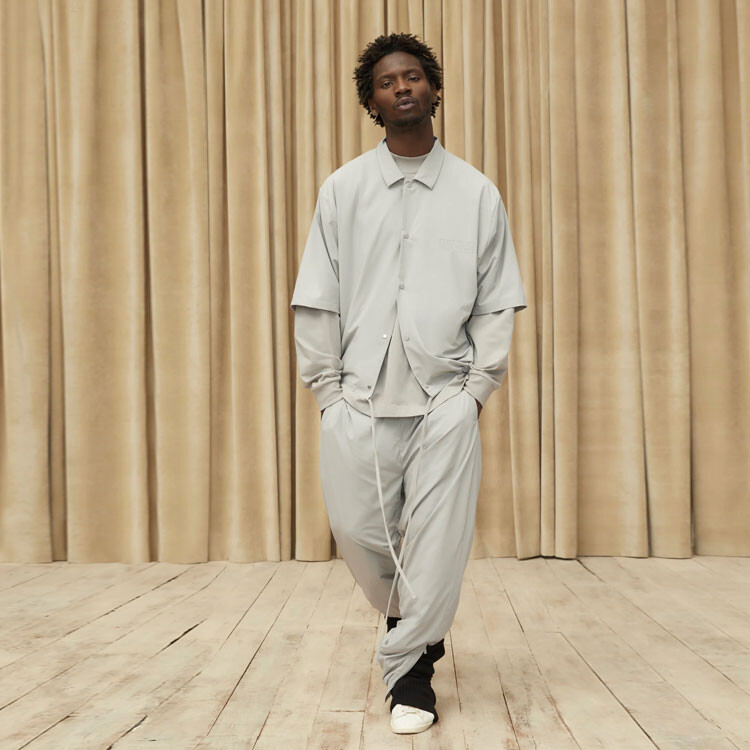 SS23 Трикотажные спортивные штаны мужские Seal Grey Fear Of God Essentials, серый — фото 3