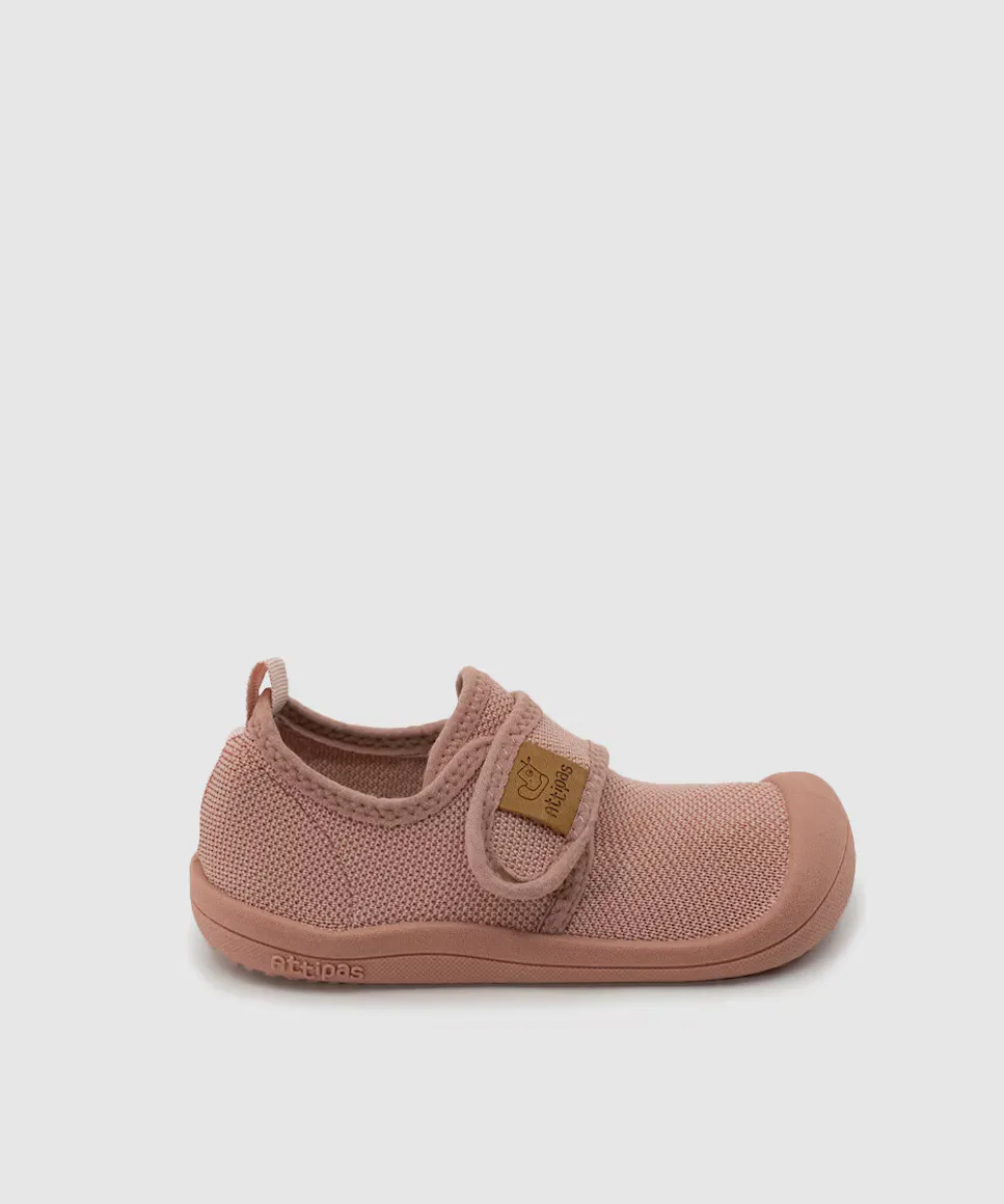 

Детская спортивная обувь с розовой клейкой застежкой Attipas, цвет Rosa
