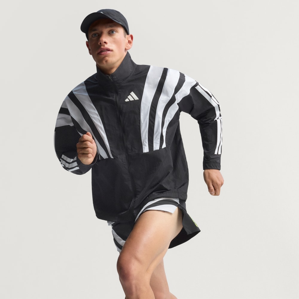 

Куртка Adidas Adizero Archive Running Jacket, черный