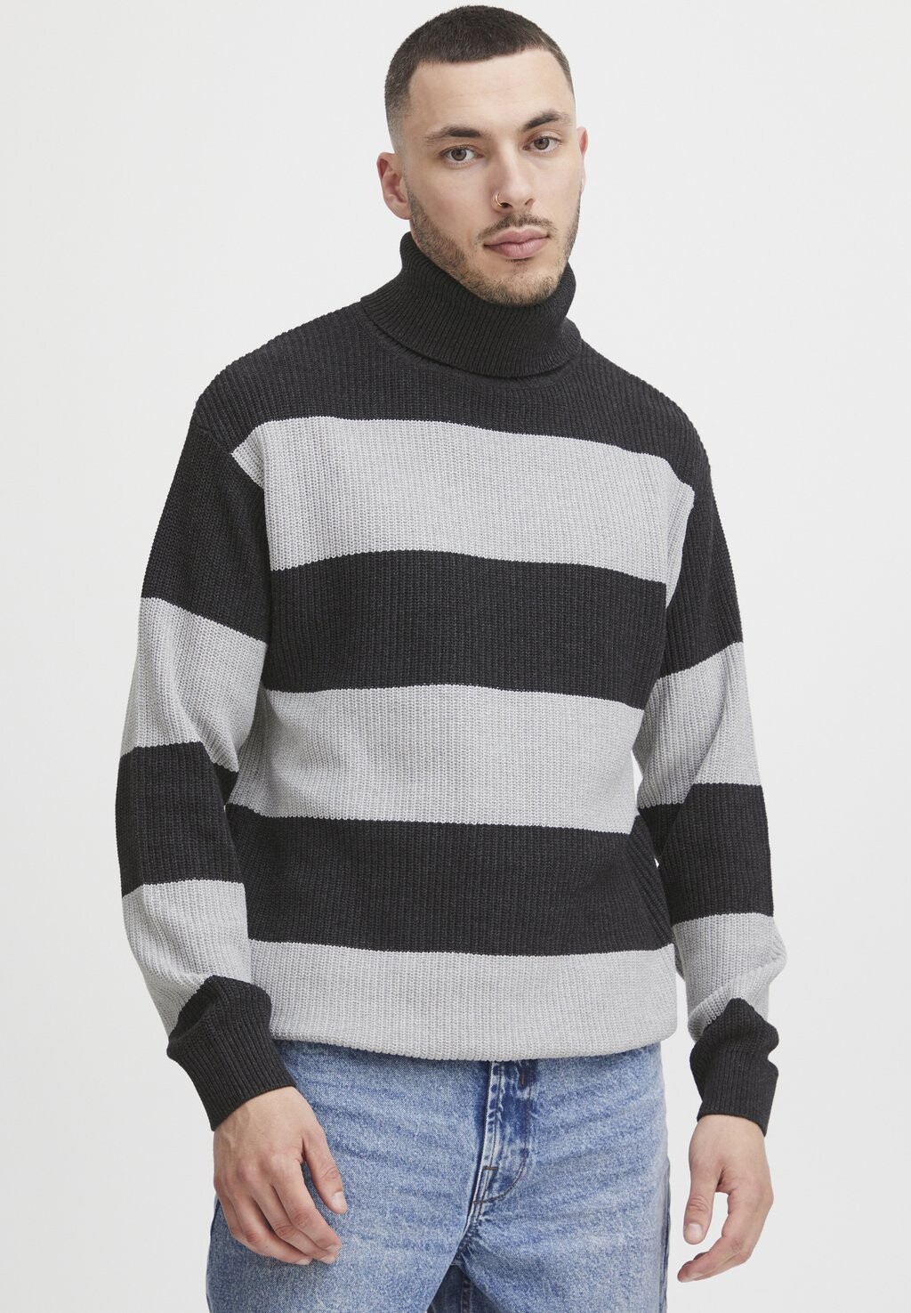 

Вязаный свитер Solid, цвет dark grey melange