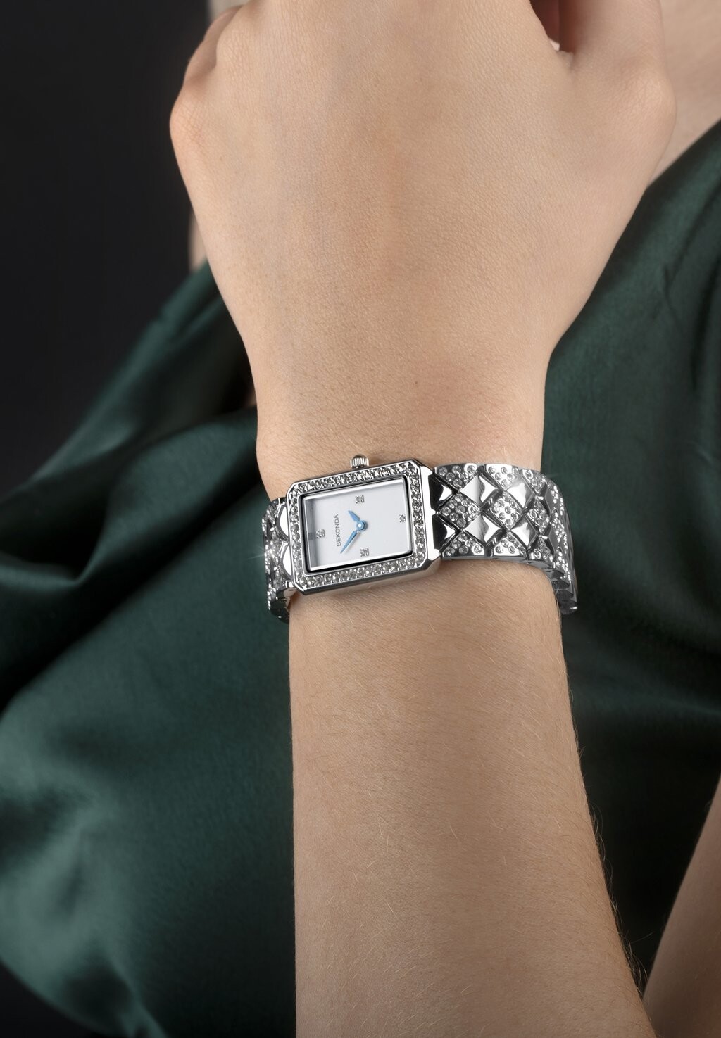 

Часы ANALOGUEWITH ALLOY RECTANGULAR ALLOY Sekonda, белый