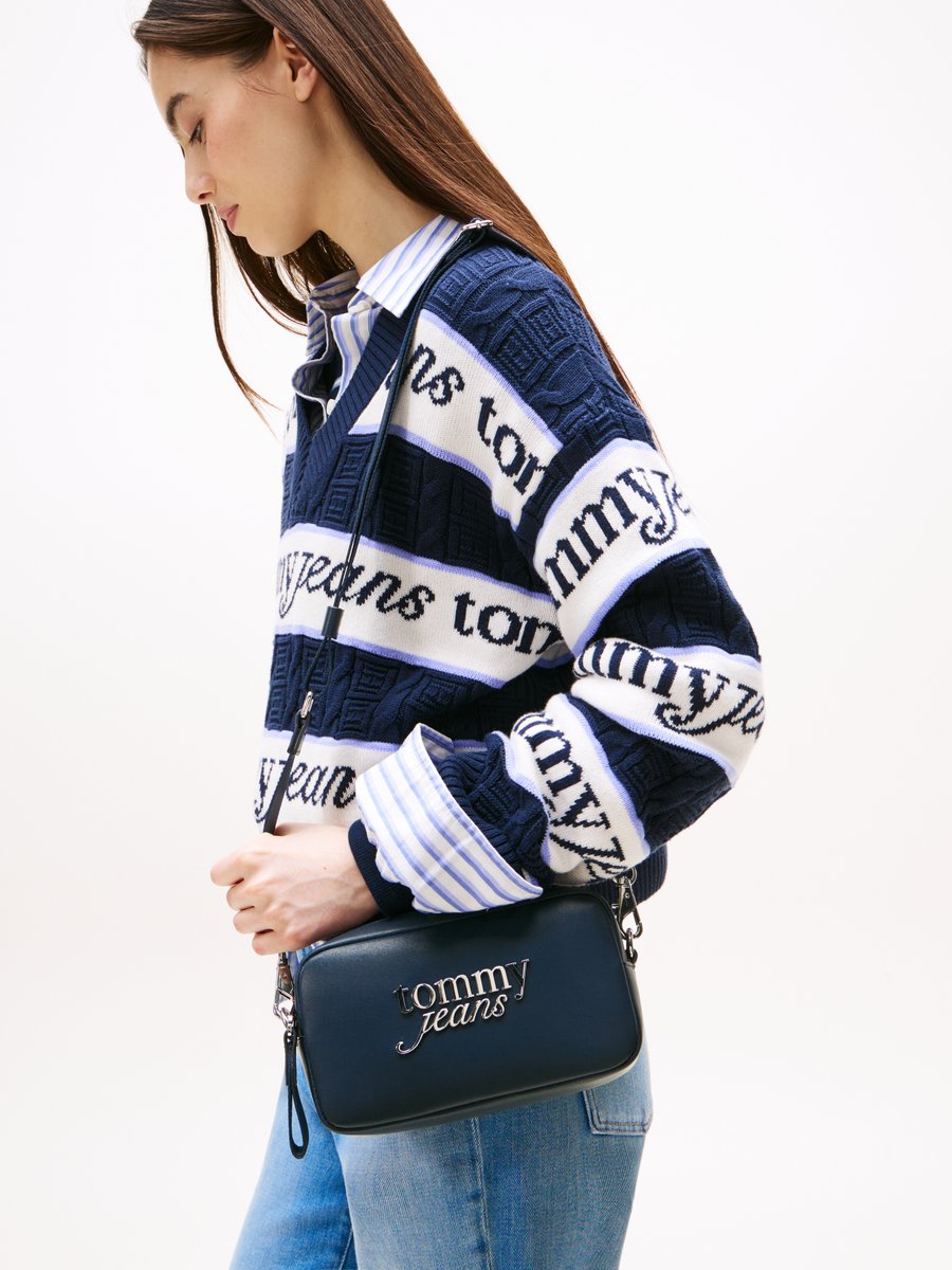 

Сумка кросс-боди Tommy Jeans BOLD SCRIPT CAMERA BAG, Dark Night Navy/Dark Blue