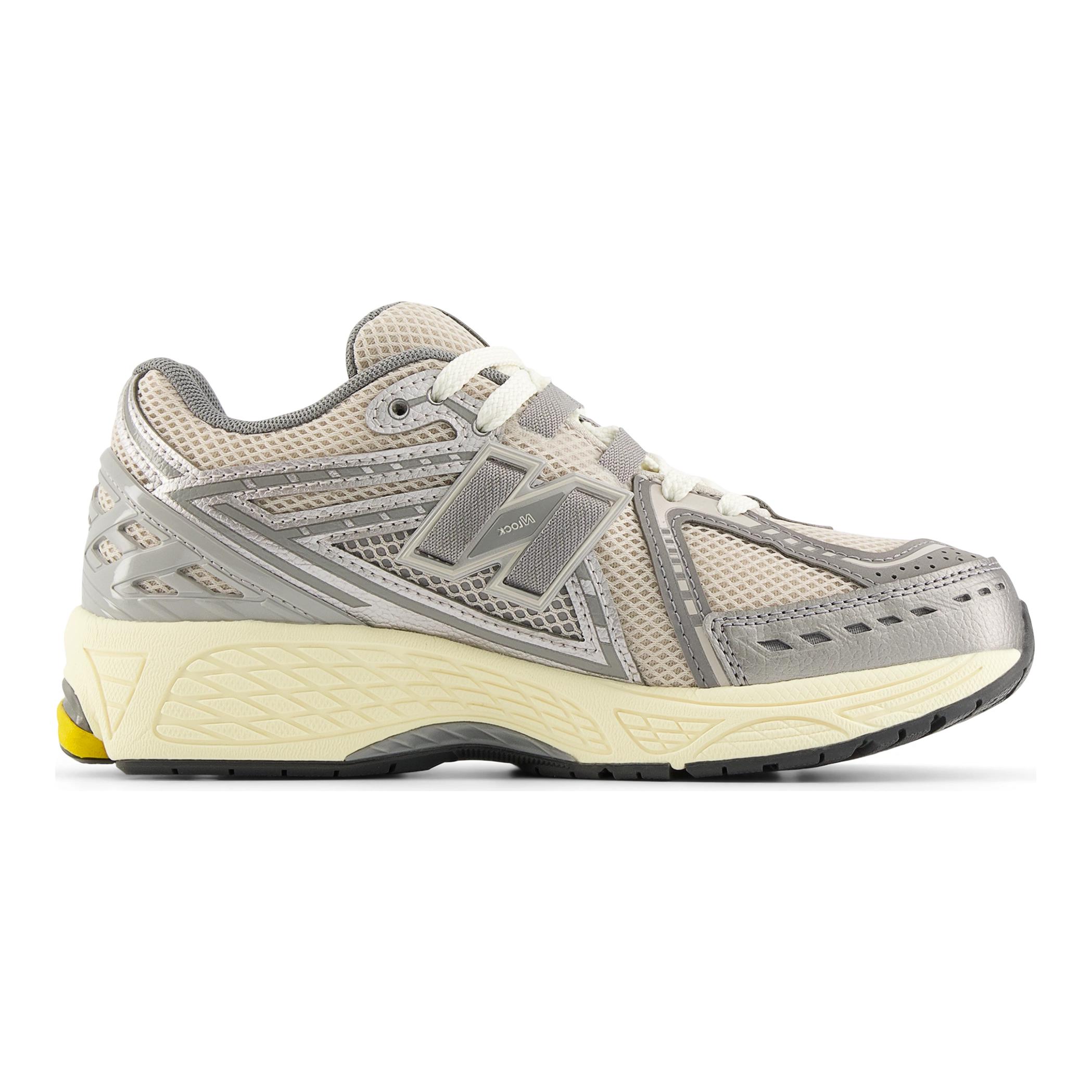 

1906RD Футболка с аппликацией логотипа New Balance, серый белый желтый
