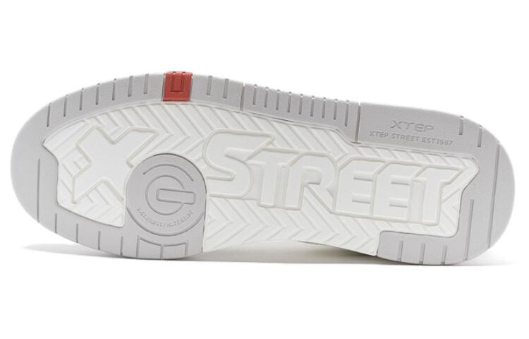 Кроссовки XTEP Skateboarding Shoes Men High-top White, белый — фото 4