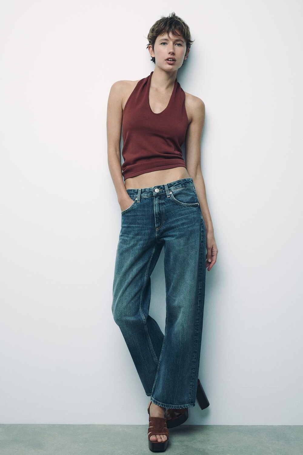 

Вязаный топ с открытой спиной и аппликациями в виде сердца ZARA, коричневый