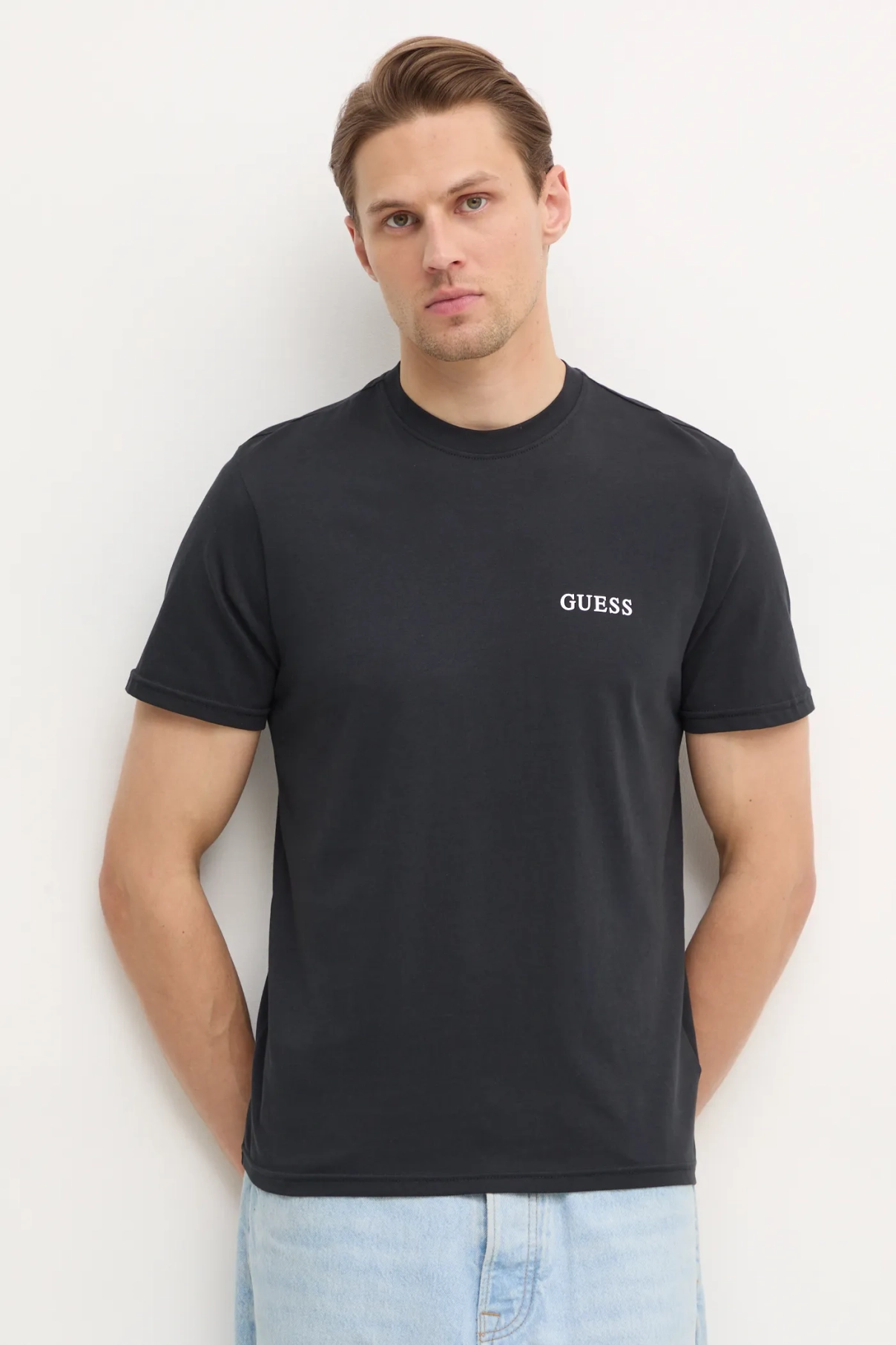 

Хлопковая футболка Guess, черный
