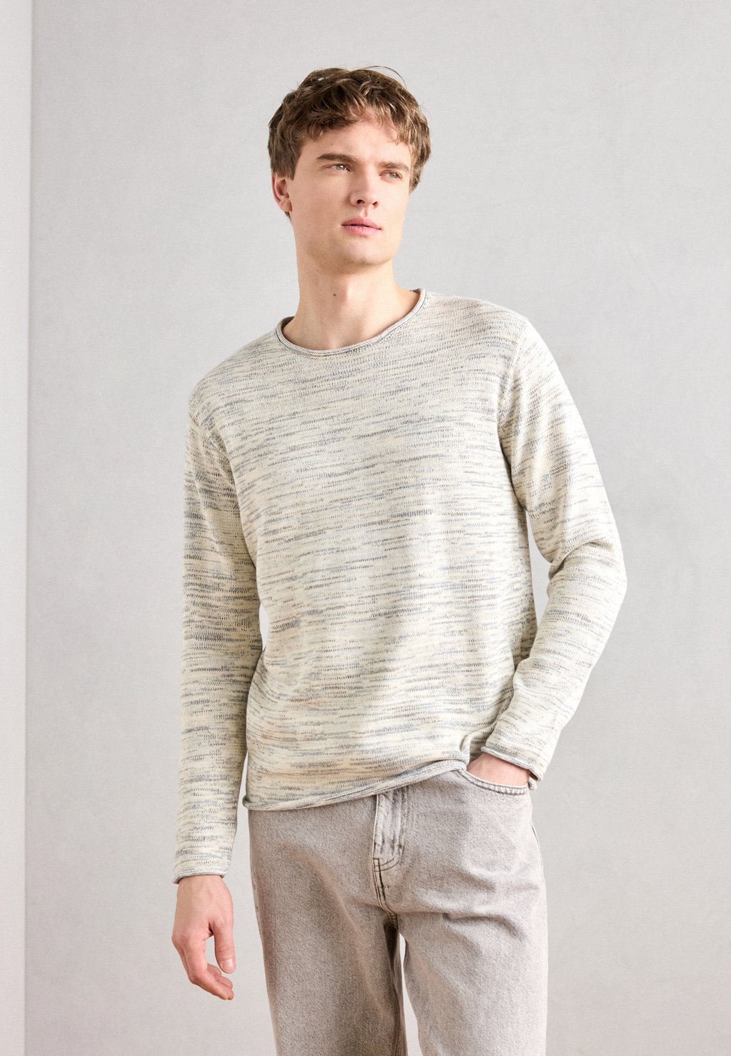 

Свитер INDICODE JEANS, светло-серый