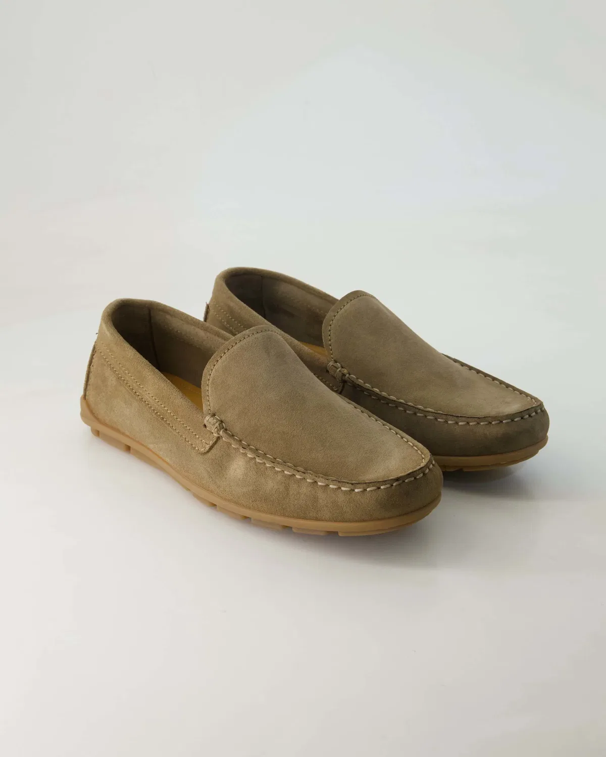 Слиппоны из велюра Marc O'Polo Shoes, бежевый