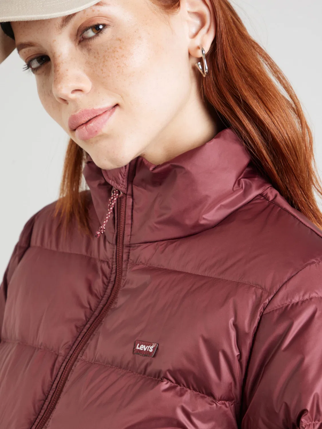 Демисезонный куртка Willa Down Packable куртка Levi S, бургунди — фото 2
