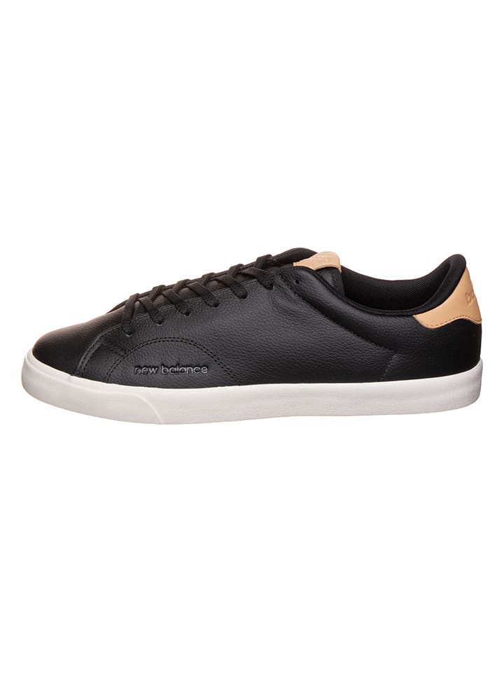 

Кроссовки на шнуровке New Balance, черный