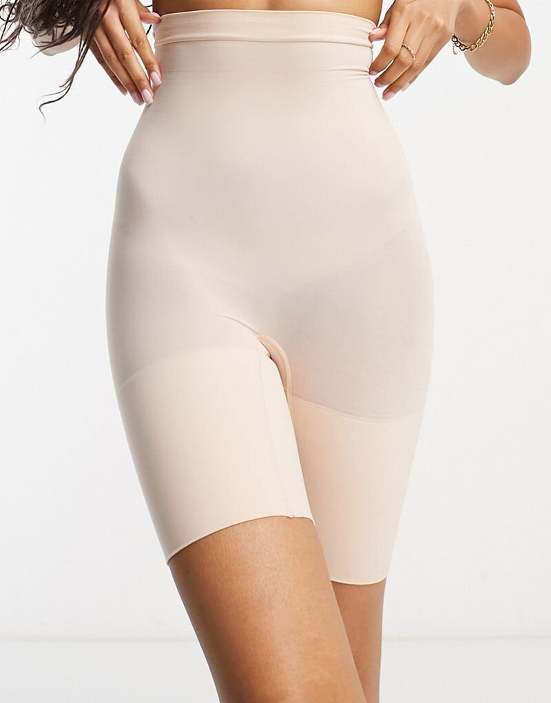 

Бежевые корректирующие шорты Spanx Higher Power