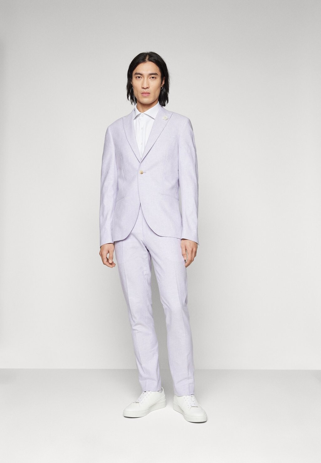 

Костюм THE WEDDING LOOK SUIT Isaac Dewhirst, цвет lilac