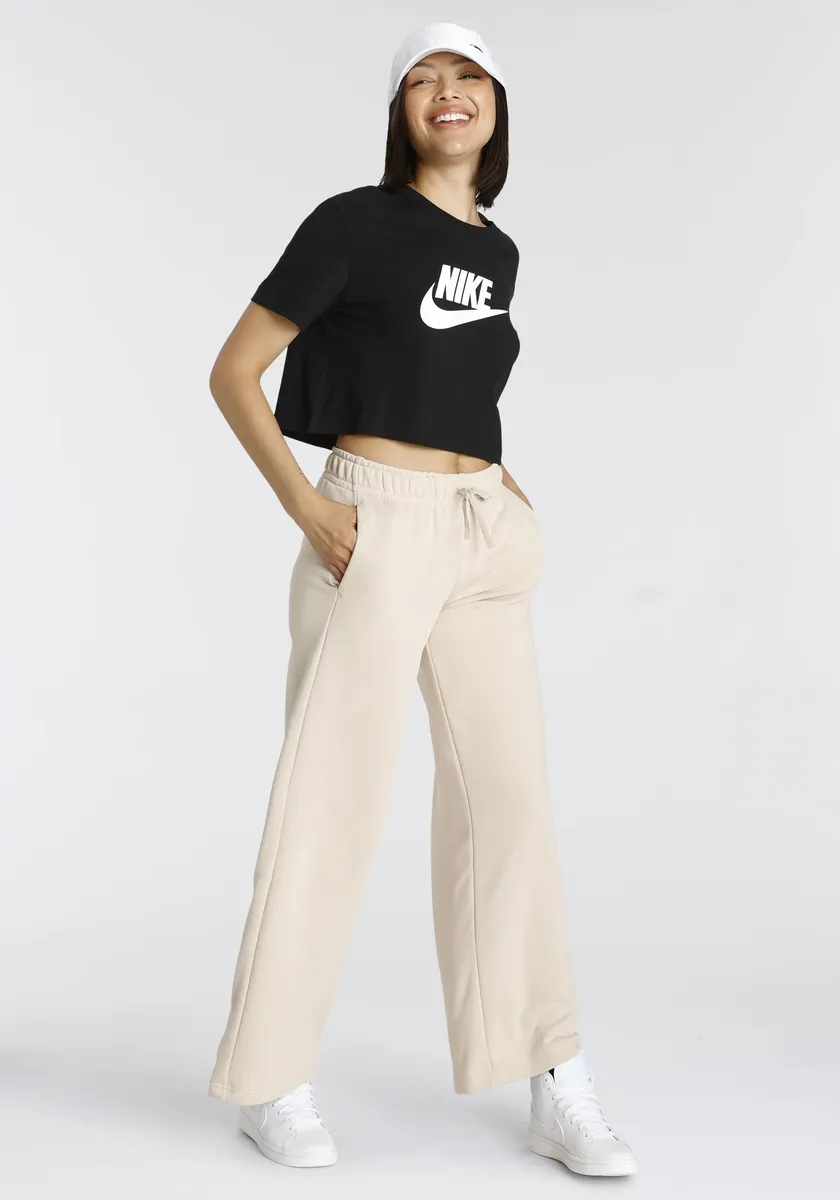 

Футболка Nike Sportswear "ЖЕНСКАЯ УКОРОЧЕННАЯ ФУТБОЛКА С ЛОГОТИПОМ", белый