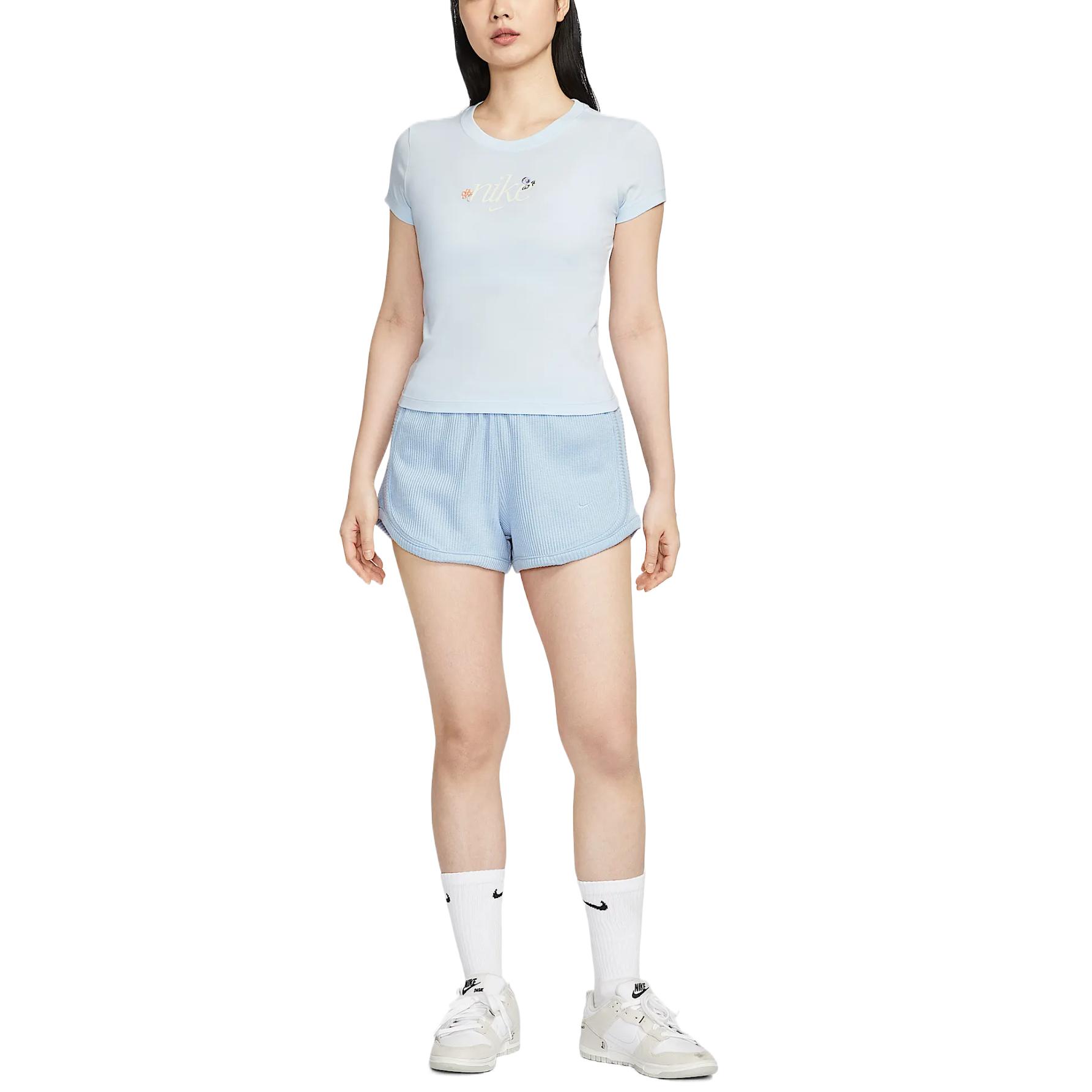 Nike Футболка Sportswear Regular женская фиолетово-синяя — фото 3