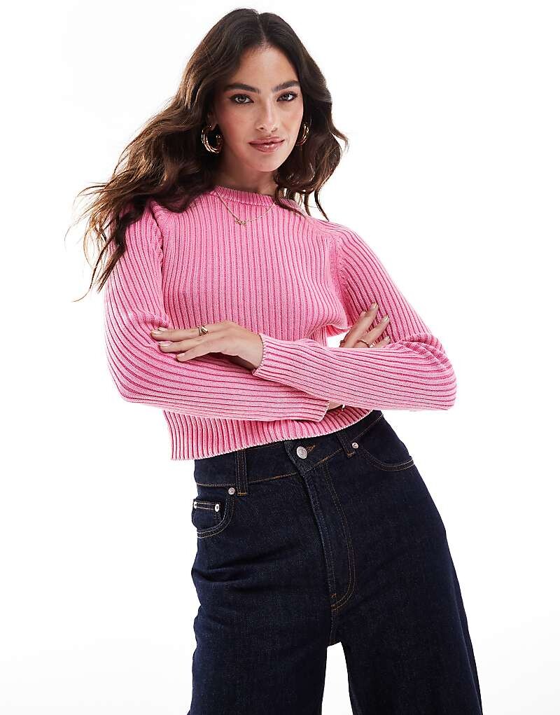 

Укороченный вязаный топ в рубчик Vero Moda