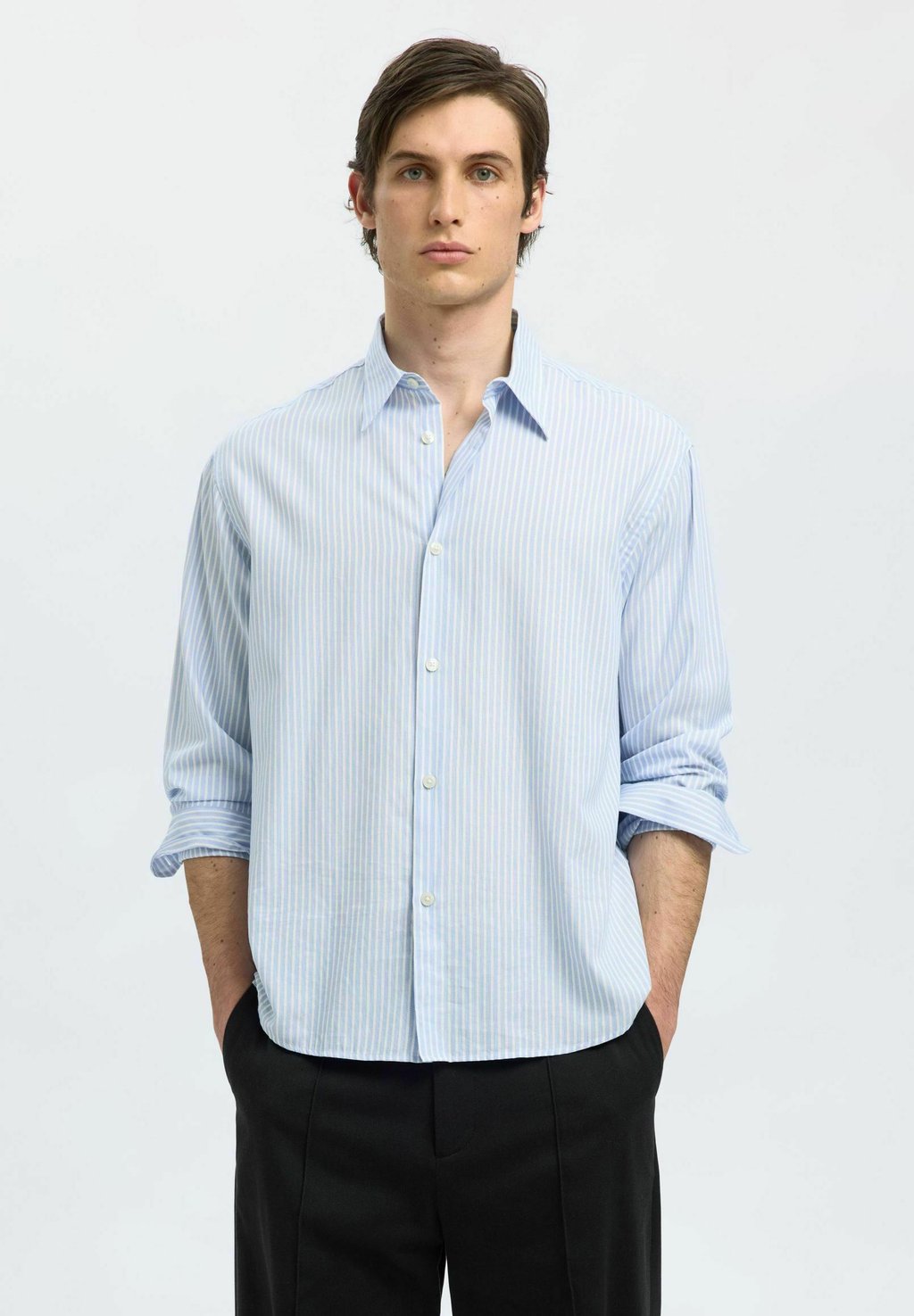 

Рубашка RELAXED FIT Selected Homme, светло-голубой