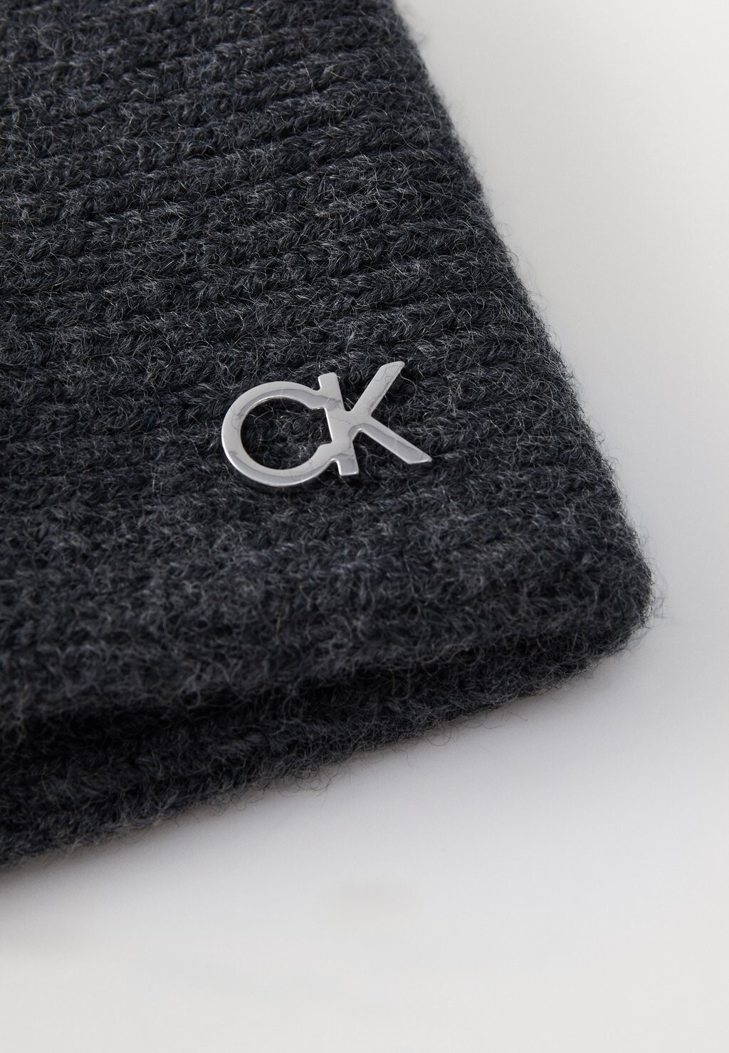 

Головной убор CHUNKY HEADBAND Calvin Klein, черный