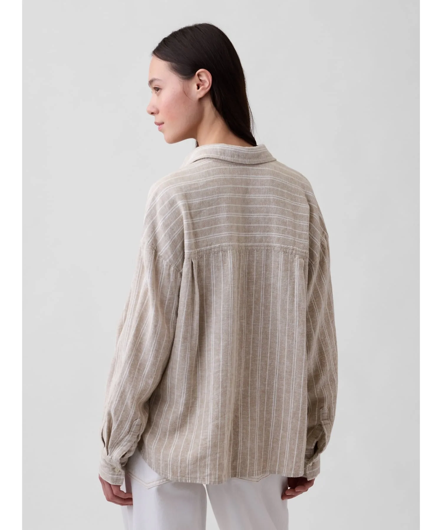 (W) Рубашка оверсайз из смесовой льняной ткани GAP, NEUTRAL_STRIPE — фото 3