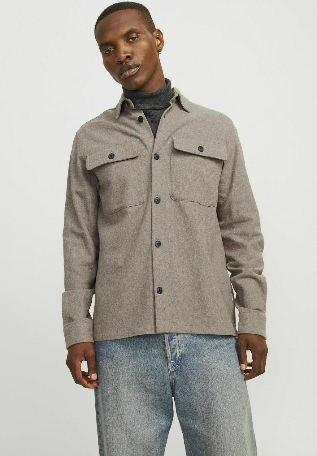 

Летняя куртка JPRRAYMOND SOLID Jack & Jones PREMIUM, светло-коричневый