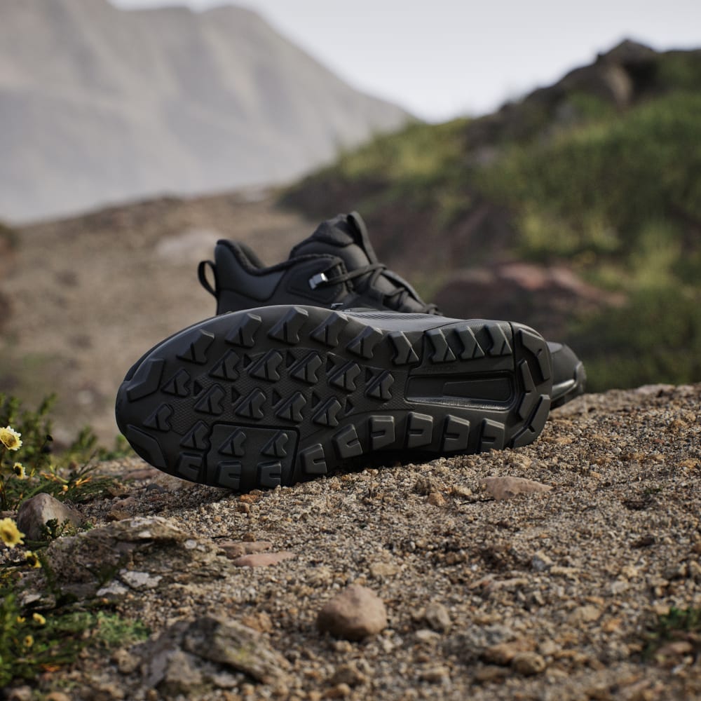 Ботинки Adidas Terrex Anylander CLIMAWARM+ Hiking Shoes, цвет Carbon/Core Black/Grey Six — фото 3