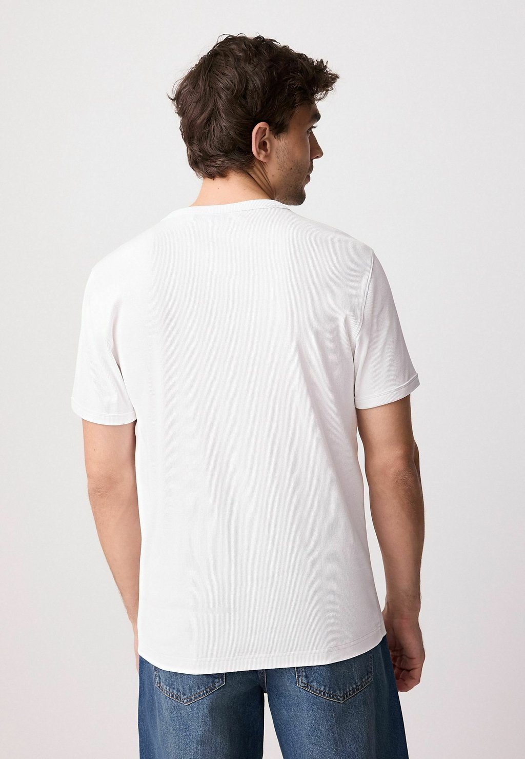Базовая футболка SHORT SLEEVE CREW Next, белый — фото 2