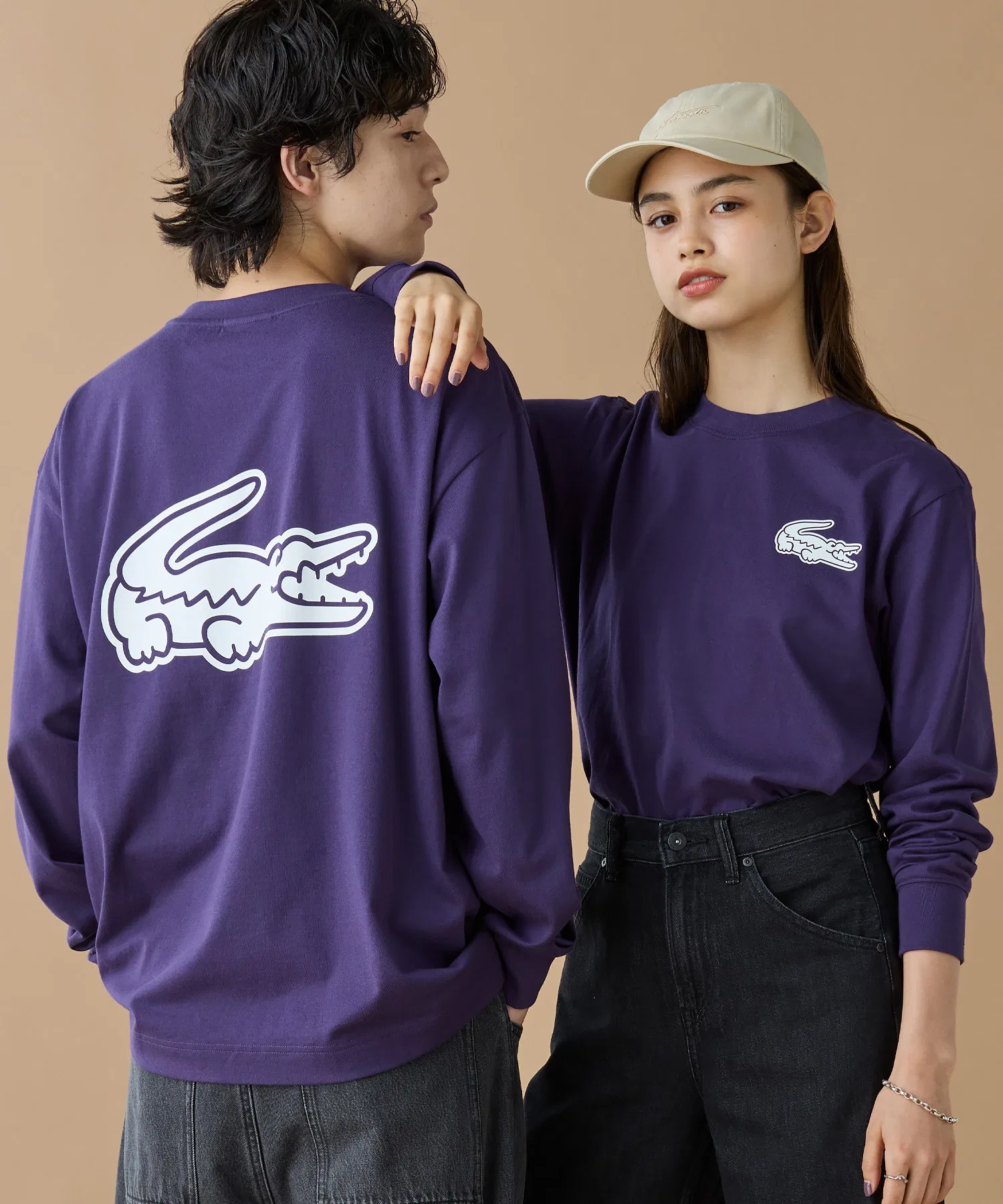Футболка LACOSTE Oversize с принтом, фиолетовая