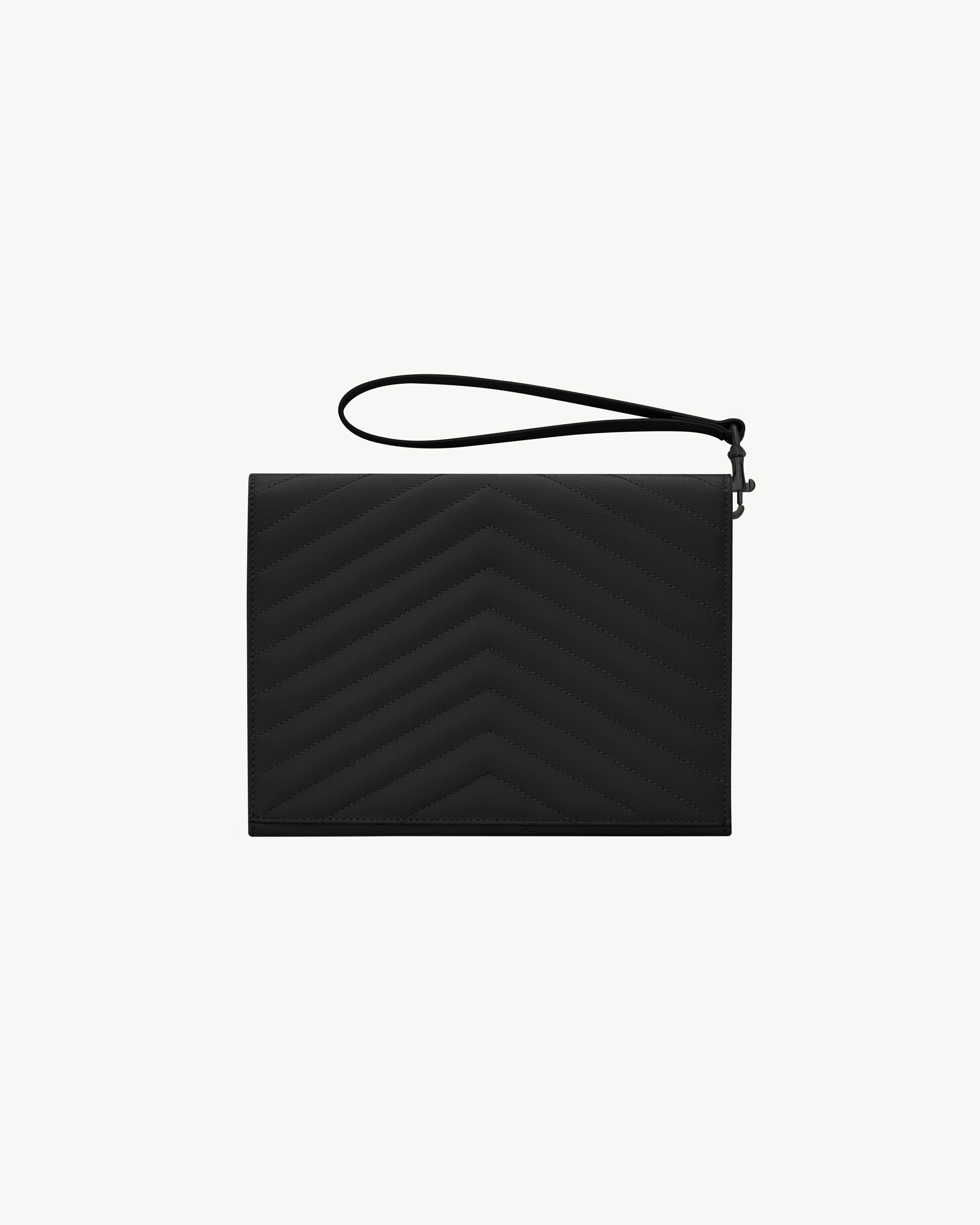 Клатч с клапаном Cassandre из стеганой кожи Grain de Poudre Saint Laurent, черный — фото 2
