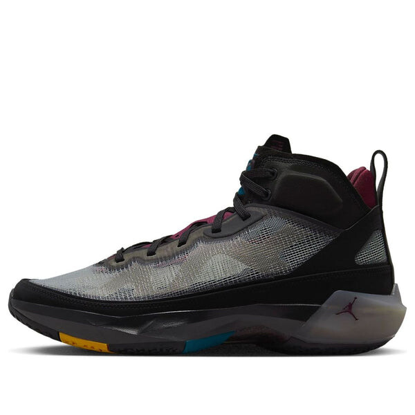 

Кроссовки 37 Air Jordan, черный