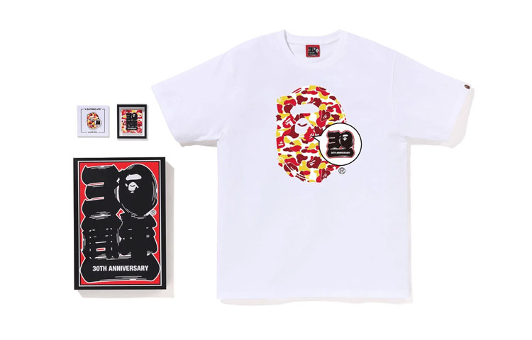Магазин Bape Пекин Футболка с головой примата к 30-летию Bape A BATHING APE, белый-подарочный набор — фото 4