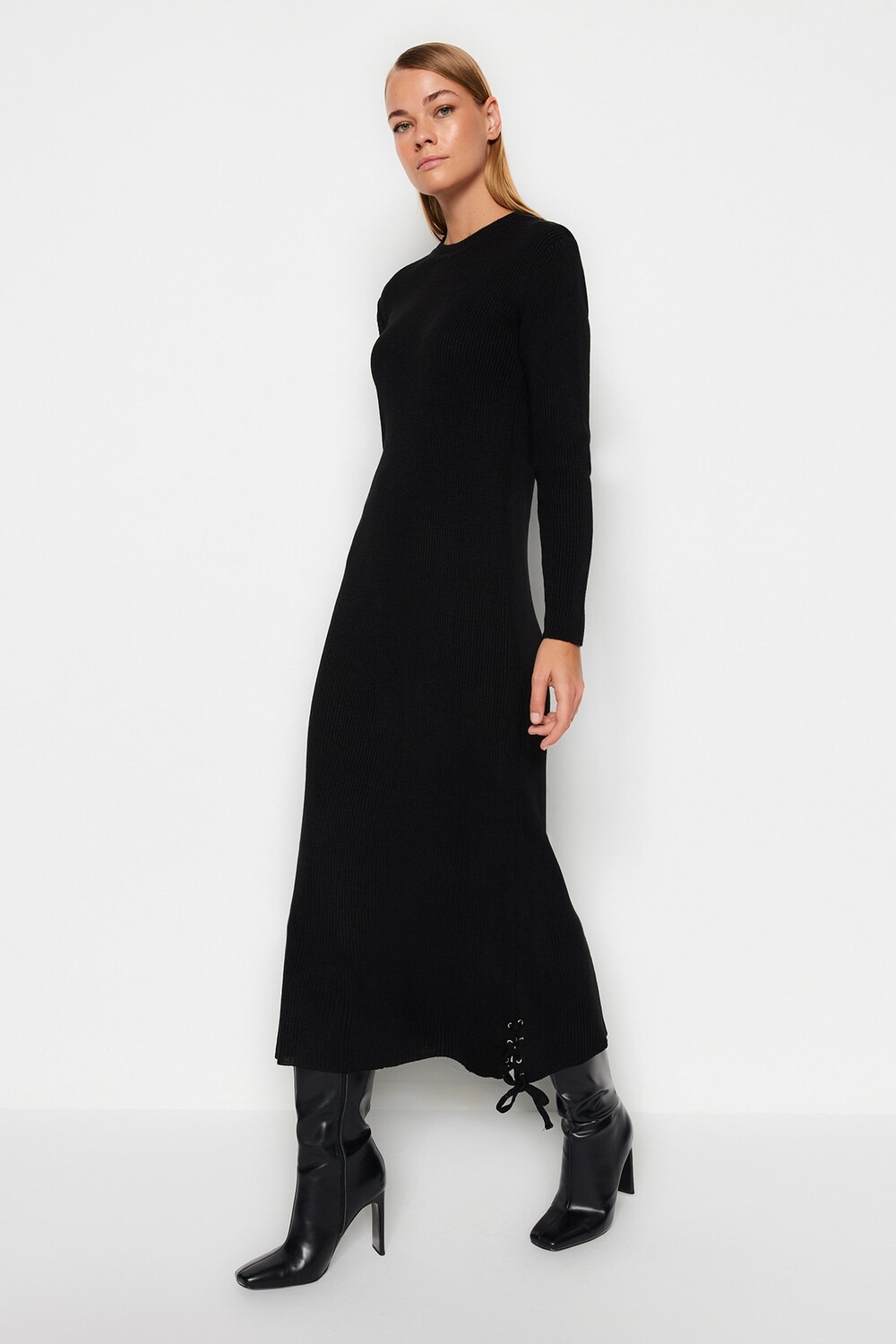 

Платье - Черное - Свободное Trendyol Modest, черный