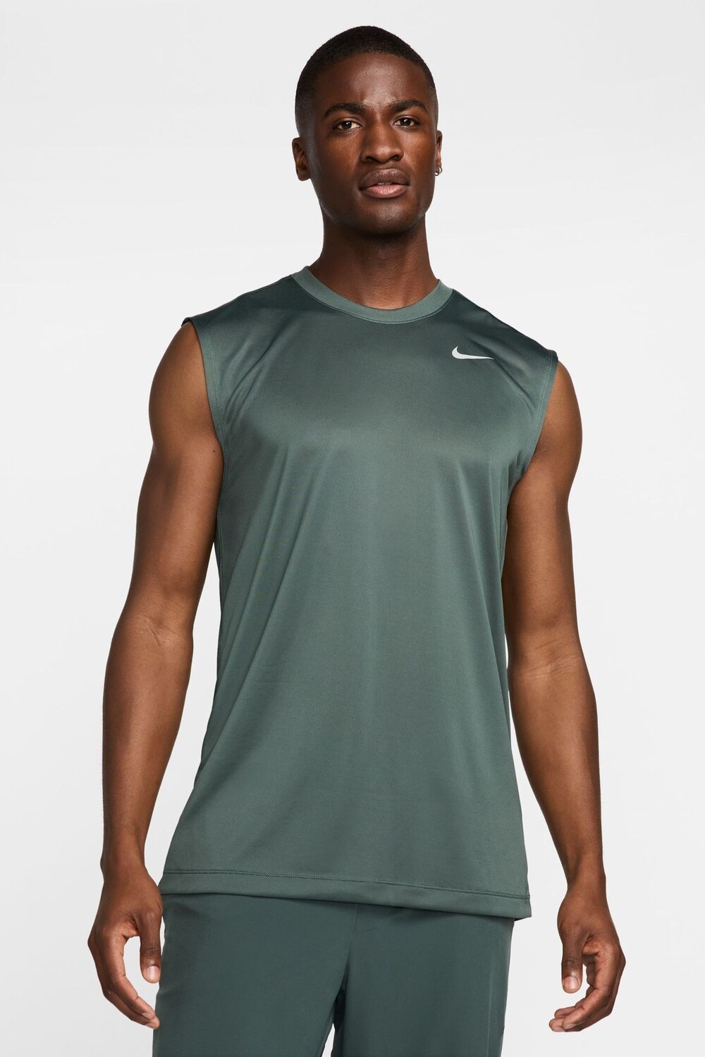 

Тренировочный жилет Dri Fit legend Nike, зеленый