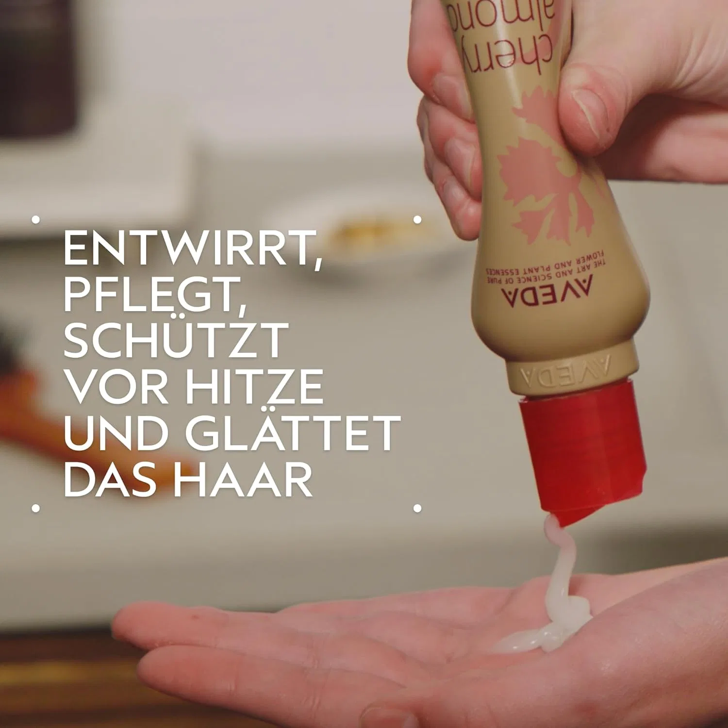 Несмываемый кондиционер Aveda Cherry Almond Softening для нормальных и сухих волос Aveda — фото 2