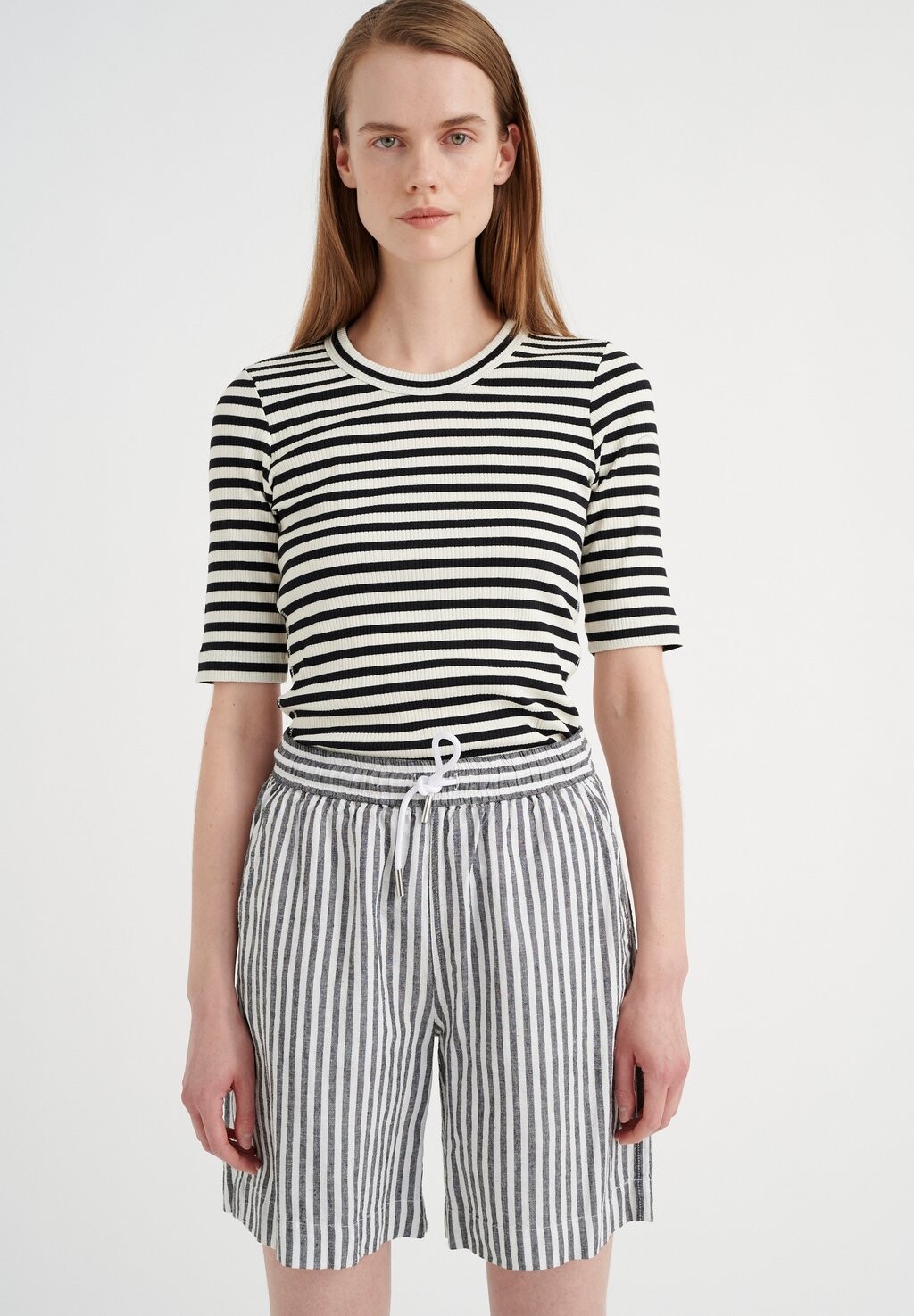 

Футболка с принтом DAGNA STRIPED InWear, цвет black whisper white