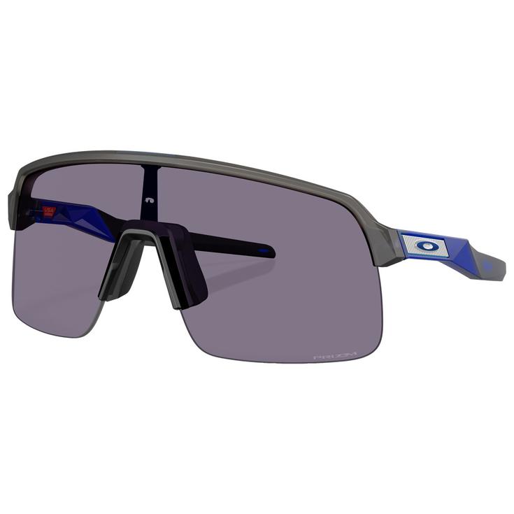 

Солнцезащитные очки sutro lite fathom collection матово-серые дымчатые призм-серые Oakley