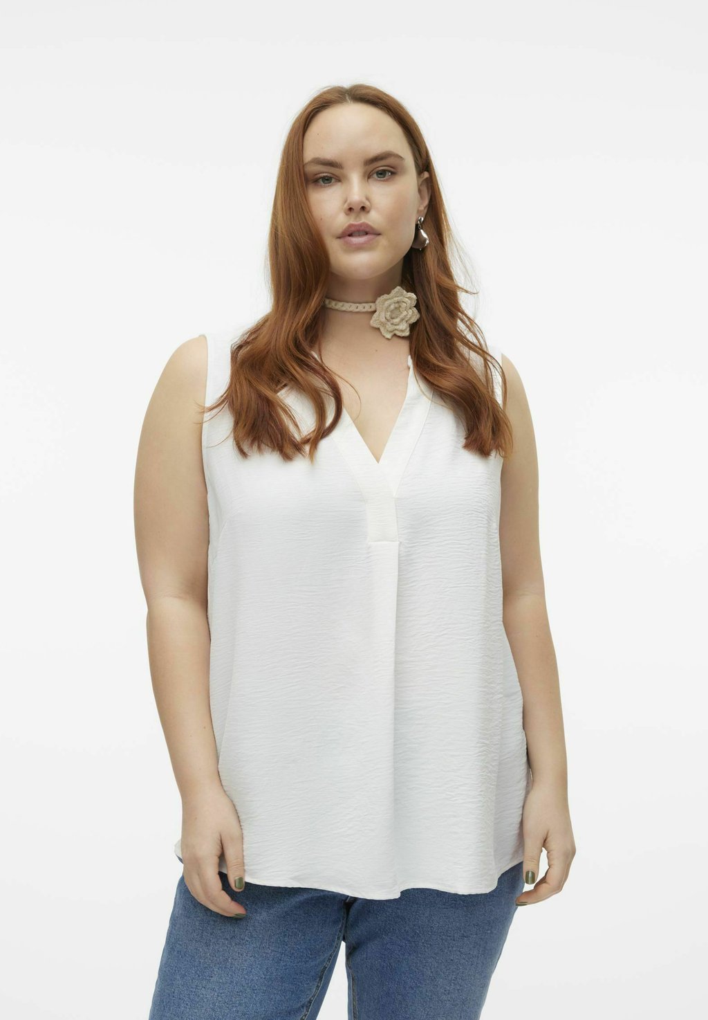 

Топ VMELVA Vero Moda Curve, белый