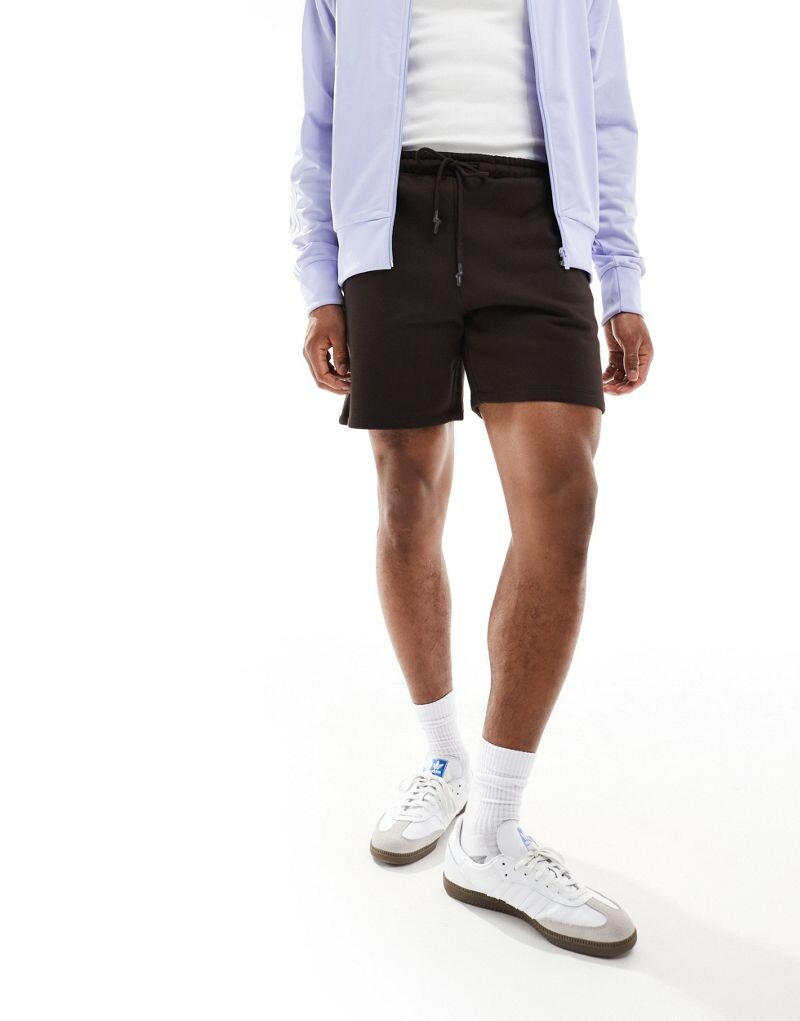 

Коричневые тяжелые шорты оверсайз ASOS DESIGN