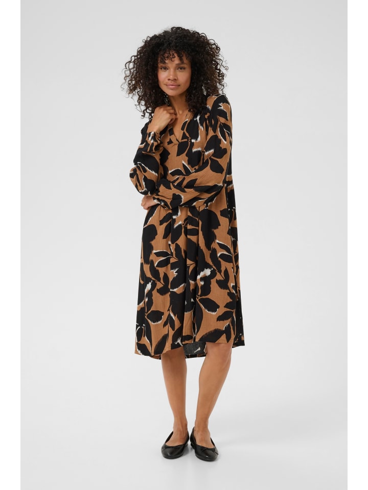 

Платье KAlisette А-силуэта в цвете поджаренный кокос/черный цветок Kaffe