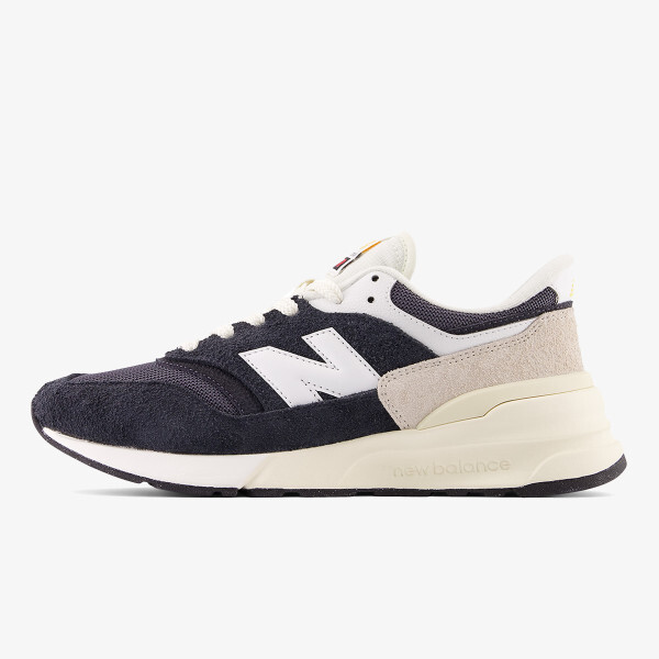 

Кроссовки 997р New Balance, черный