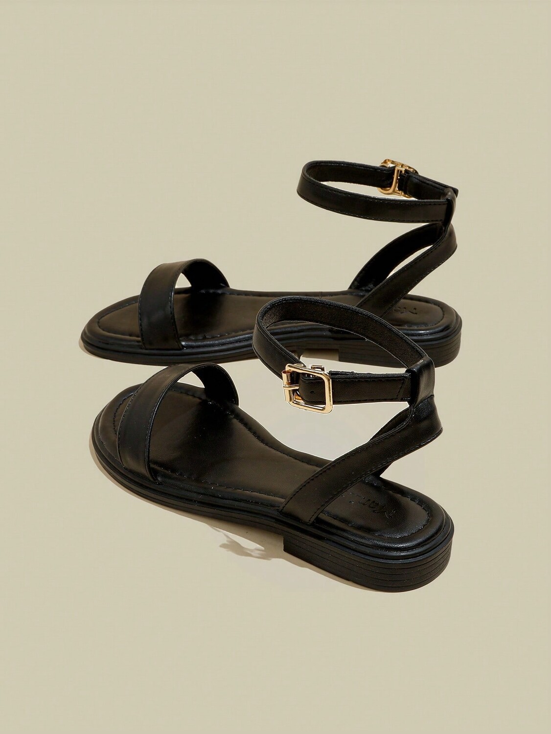 

Женские босоножки на плоской подошве с открытым ремешком на щиколотке Летние туфли на мягкой подошве с пряжкой, черный