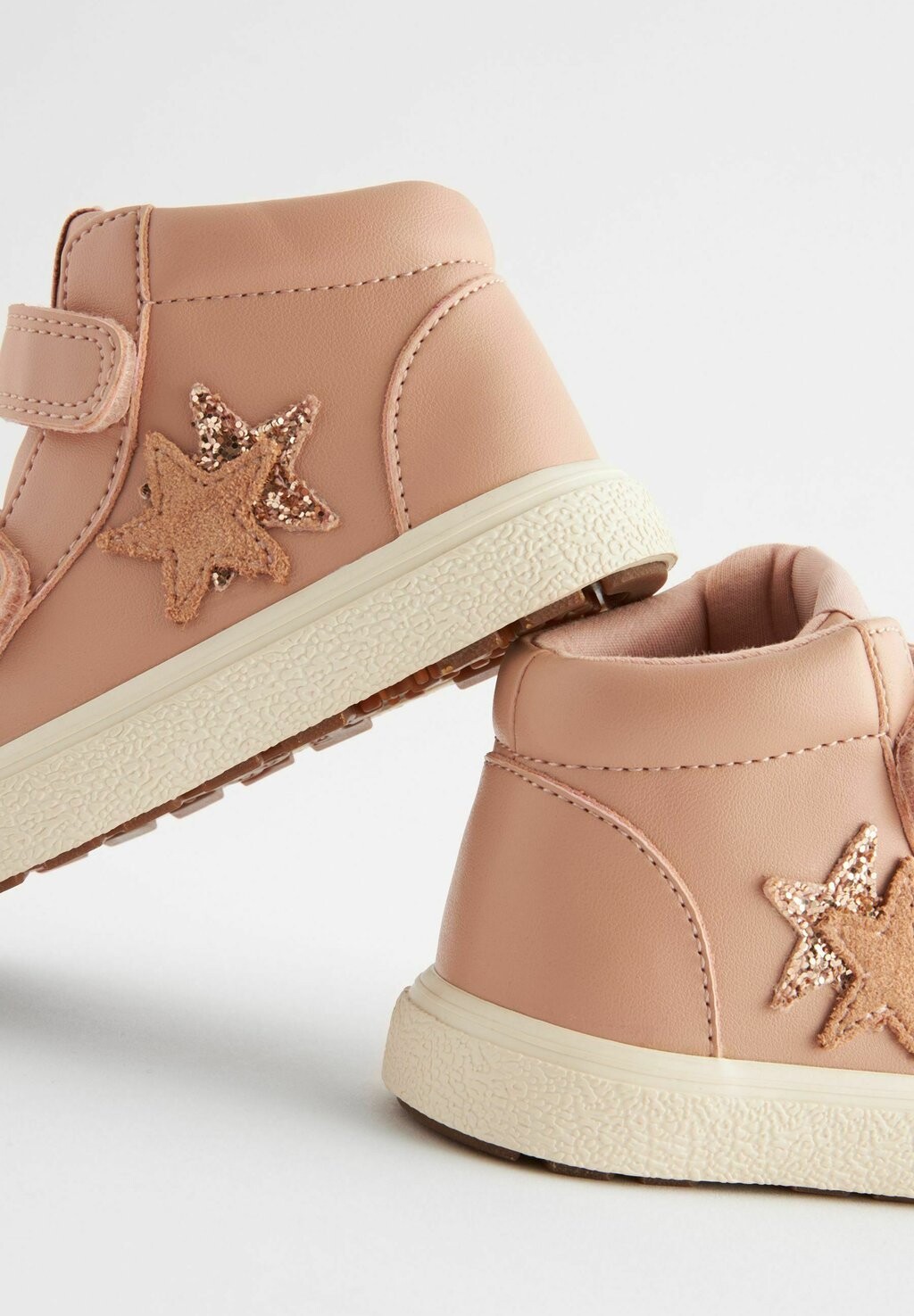 

Высокие кроссовки STAR Next, розовый