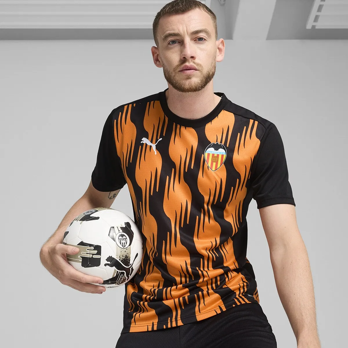 

Мужская Valencia CF Pre Match 2024-2025 Puma футболка, чёрный